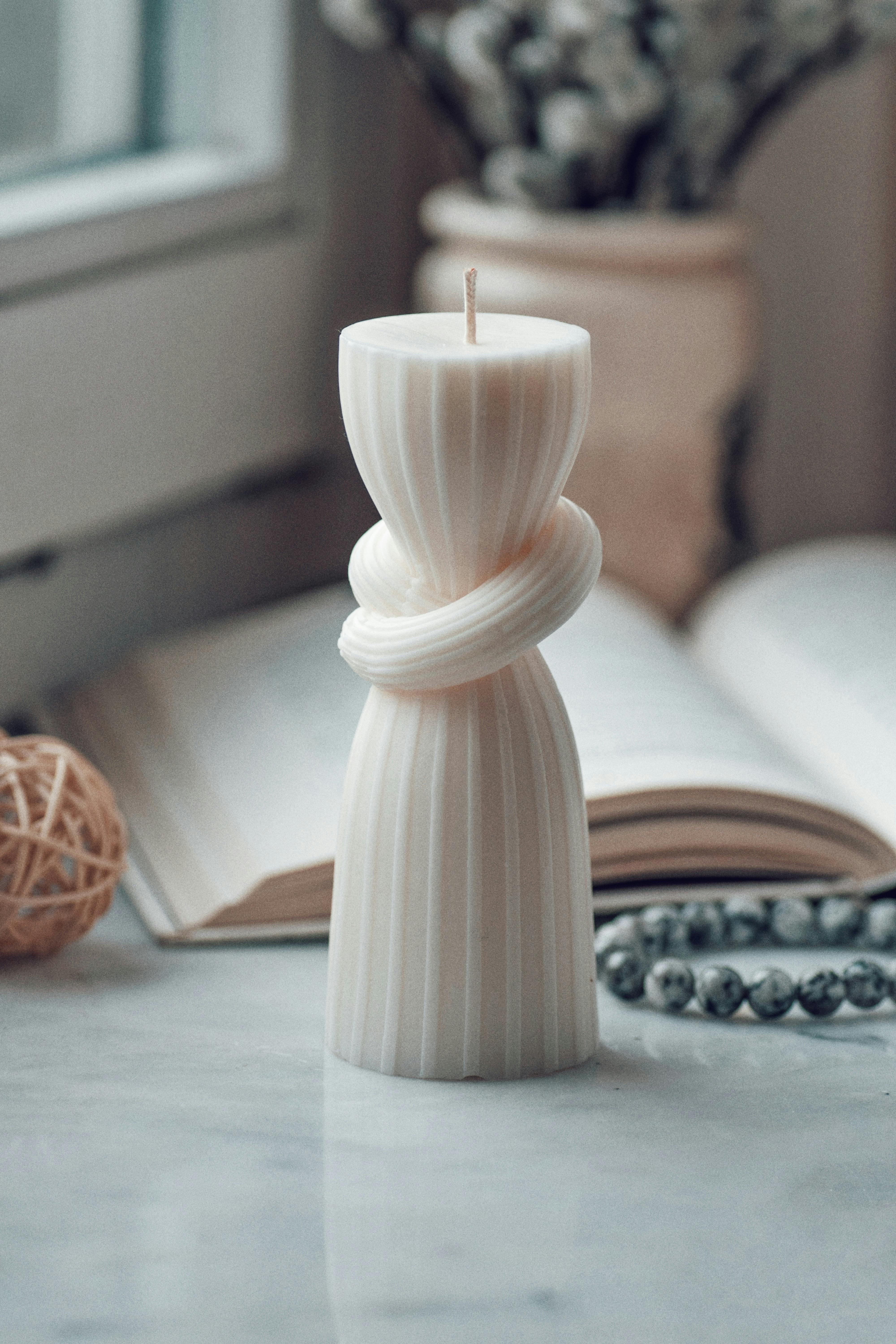 Candle decor for restful wind-down
